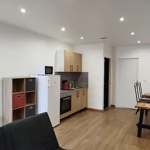  Appartement F1 Lumineux